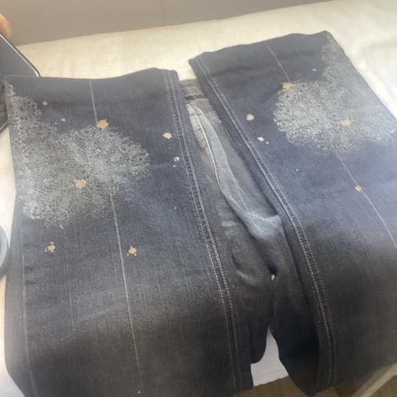 DKNY Greenwich women’s straight-leg jeans, size ten - Picture 14 of 14